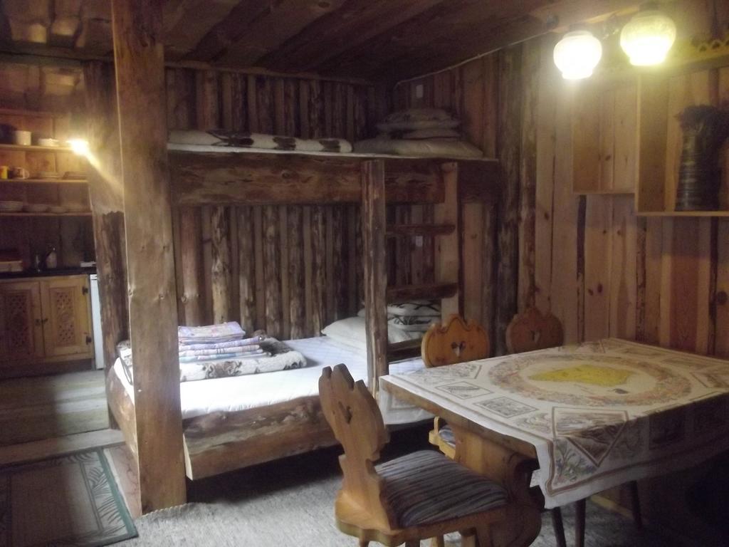 Appartement Zbojnickie Izby à Zakopane Extérieur photo